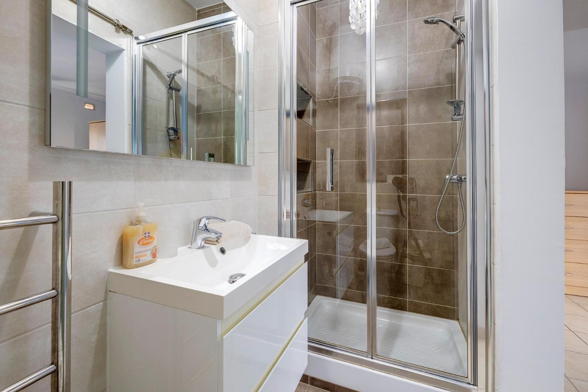 Modern 2Br Sliema Apartment Екстер'єр фото